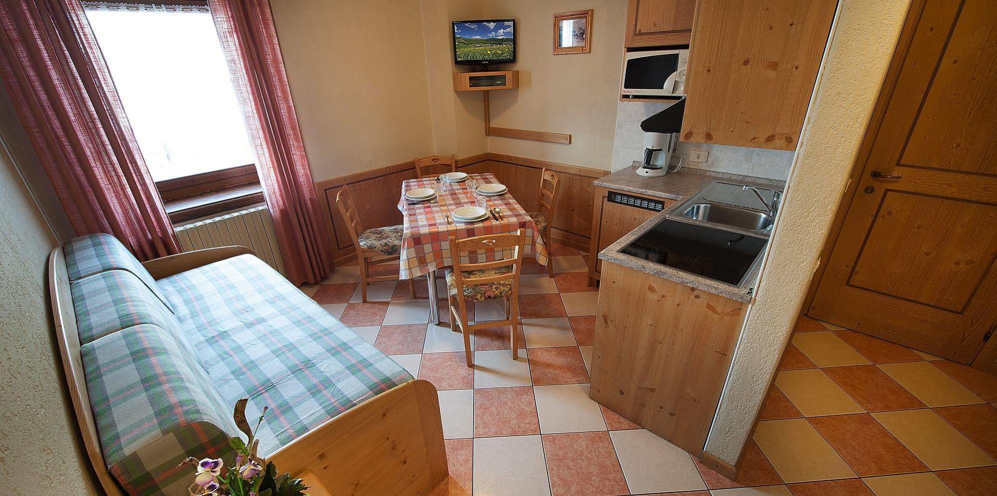 Baita Carosello Apt 4 By Livigno Accomodation Buitenkant foto